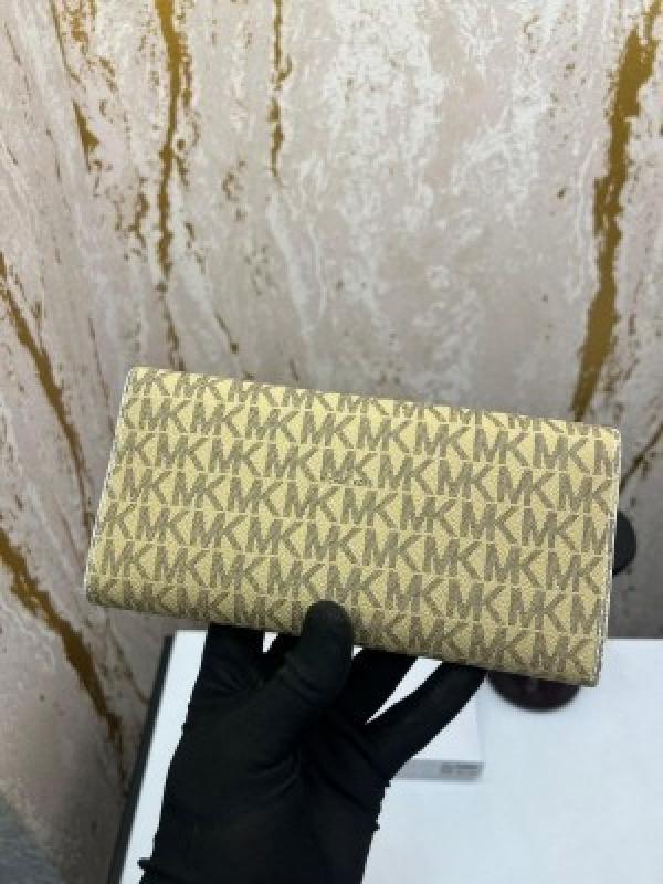 MICHAEL_KORS FULTON LOGO SIGNATURE WALLET WITH BOX (MK - 61702 APRICOT)