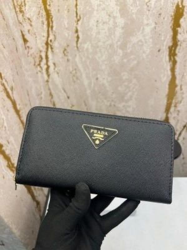 PRADA_LONG_ZIP_AROUND_WALLET_WITH_BOX_(PRADA-60017)