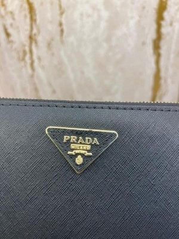 PRADA_LONG_ZIP_AROUND_WALLET_WITH_BOX_(PRADA-60017)