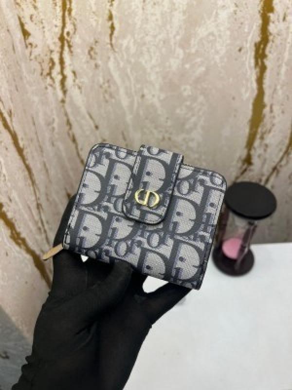 CRISTIAN DIO_R PREMIUM WALLET WITH OG BOX AAA 9111 ( D CLOTH )