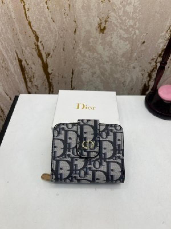 CRISTIAN DIO_R PREMIUM WALLET WITH OG BOX AAA 9111 ( D CLOTH )