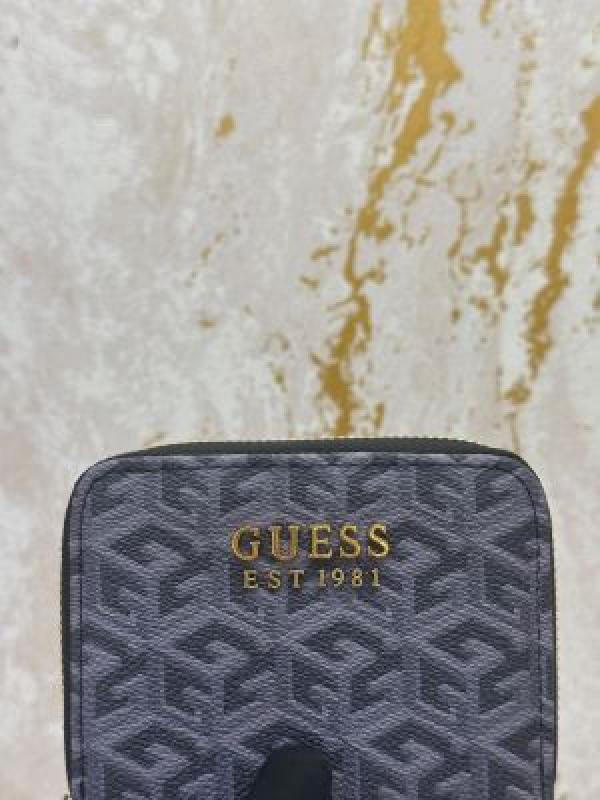 GUESS PREMIUM WALLET WITH OG BOX DUST BAG black GXD005