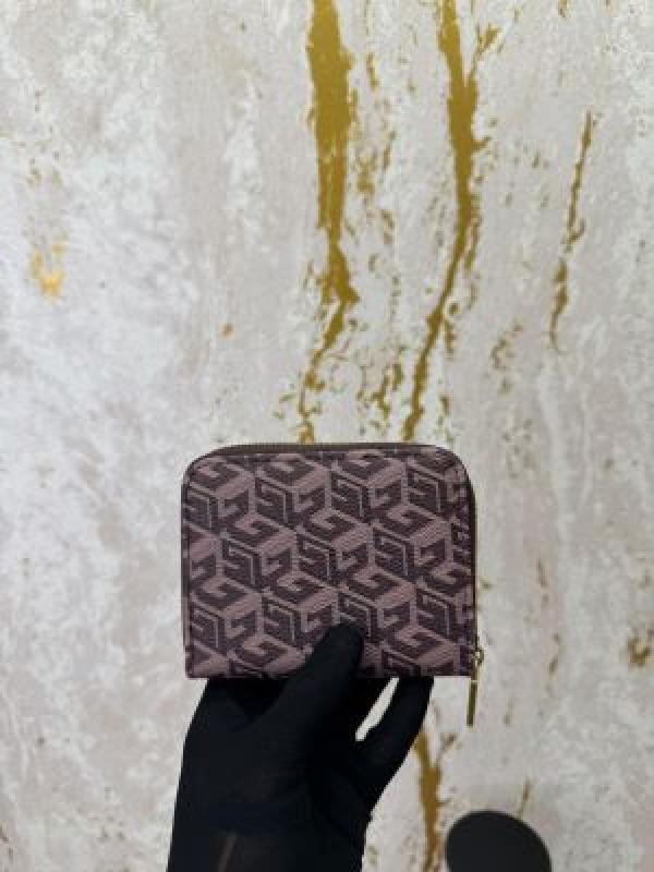 GUESS TEXTURED ZIPPY WALLET WITH OG BOX AND DUST BAG GXD005 COFFEE