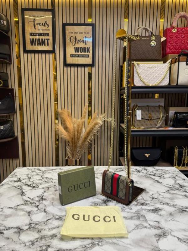 GUCCI_GG_SUPREME_CANVAS_MINI_SHOULDER_BAG_WITH_STRIPE_(YELLOW-66637)