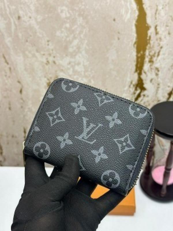 Loui_s vuitton premium wallet with box 88001 (black mono)