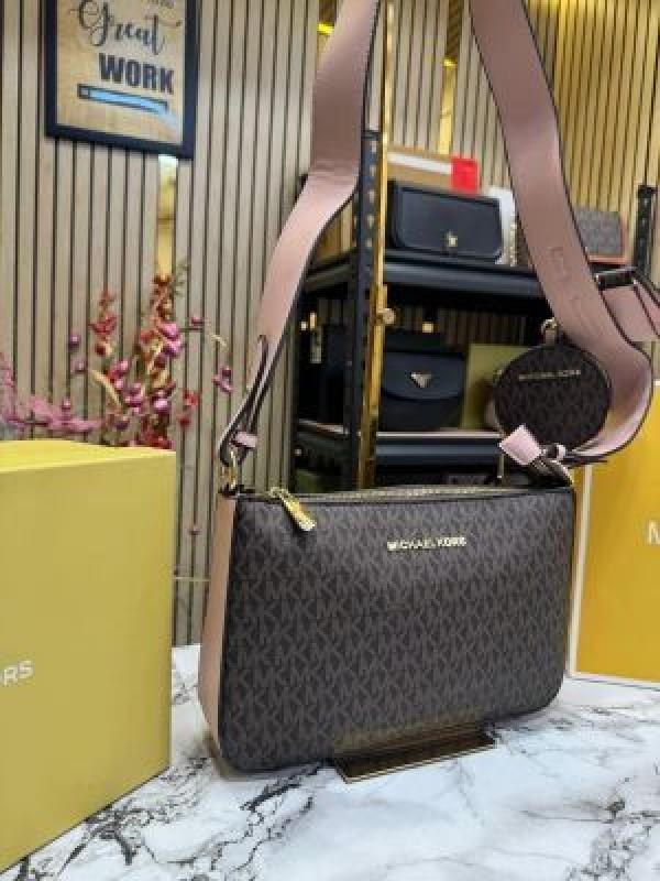 MICHAEL_KORS JET SET TRAVEL CROSSBODY BAG WITH OG BOX AND DUST BAG WITH CARRY BAG PREMIUM QUALITY (PINK) M7021
