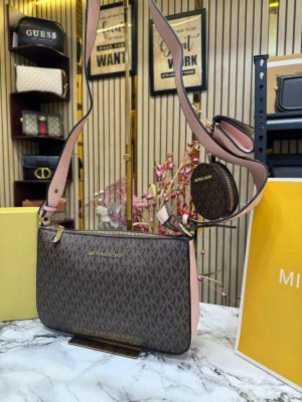 MICHAEL_KORS JET SET TRAVEL CROSSBODY BAG WITH OG BOX AND DUST BAG WITH CARRY BAG PREMIUM QUALITY (PINK) M7021