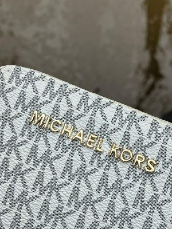 MICHAEL KOR_S MINI PREMIUM WALLET WITH OG BOX MK 60067 - WHITE