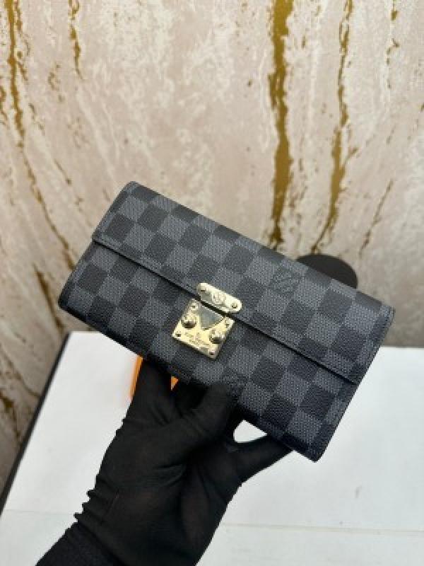 LOUI_S VUITTON PREMIUM WALLET WITH BOX PL3128 (BLACK DAMIER )