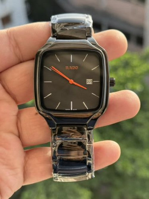 RAD_O SQUARE BLACK
