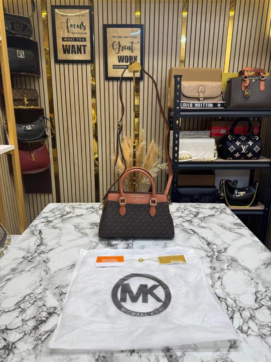 Michael_Kors Verona Signature Satchel Bag With Dust Bag (Brown) (M2387)