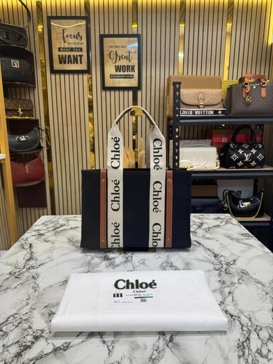 Chloe Premium Quality Handbag With Dust Bag (6230-Black)