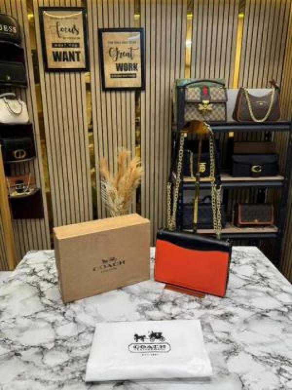 COAC_H KLARE CROSSBODY SIGNATURE CANVAS WITH RIVETS OG BOX AND DUST BAG PREMIUM QUALITY (BLACK) (V-4322)