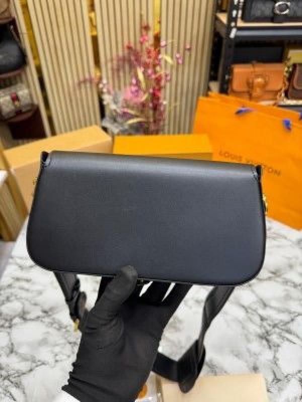 LOUI_S vuitton officier pouch sling bag with og dust bag & double box including carry bag premium quality [ black]