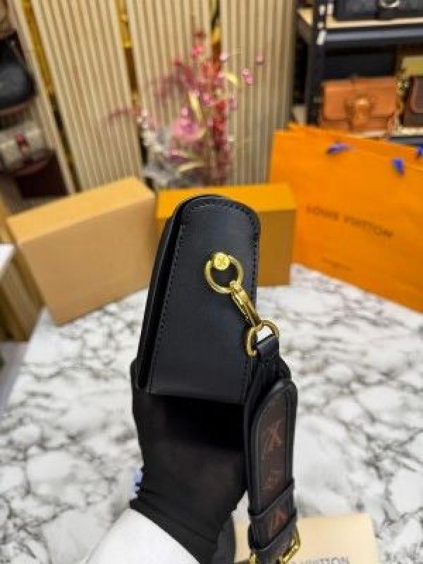 LOUI_S vuitton officier pouch sling bag with og dust bag & double box including carry bag premium quality [ black]