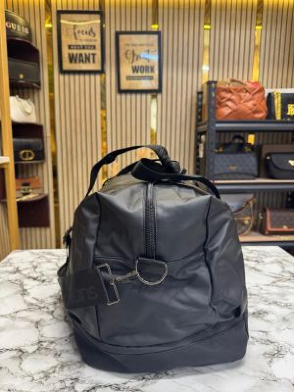 Calvin_Klein Premium Quality Travel Duffle Bag With Strap