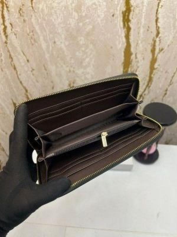 MICHAEL KOR_S LONG PREMIUM WALLET WITH OG BOX MK3051 BLACK