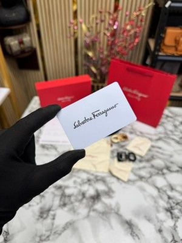 SALVATORE_FERRAGAMO_PREMIUM_BELT_COMBO_(FL-2)