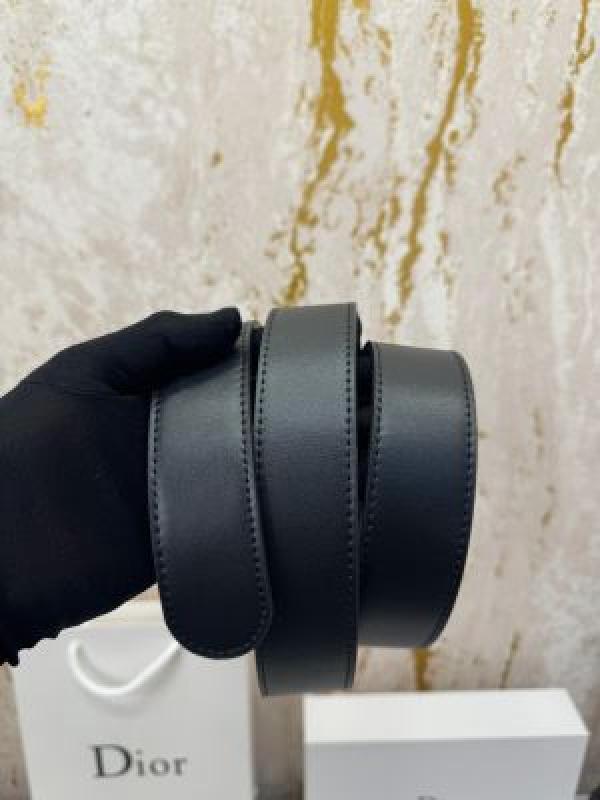 Christian_Dior_Belt_Crystal_CD_Buckle_Combo_Premium_Quality_With_Og_Box_And_Dust_Bag_Including_Carry_bag_(31)