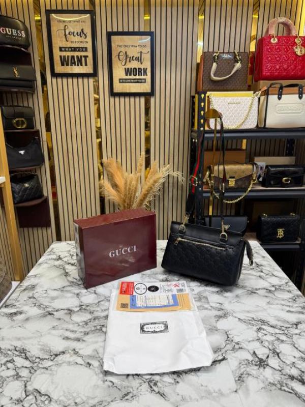 Gucc_i GG Noir With Stripe Mini Shoulder Bag Includes Box & Dust Bag (Black)