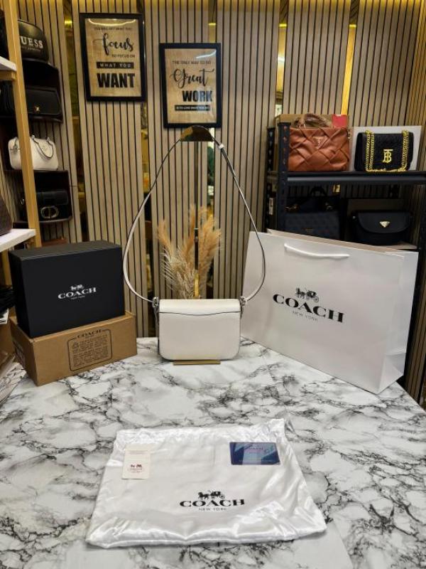 Coach_Idol_Bag_Signature_Shoulder_Bag_With_Double_Og_Box_And_Dust_Bag_Including_Carry_Bag_(C339-White)