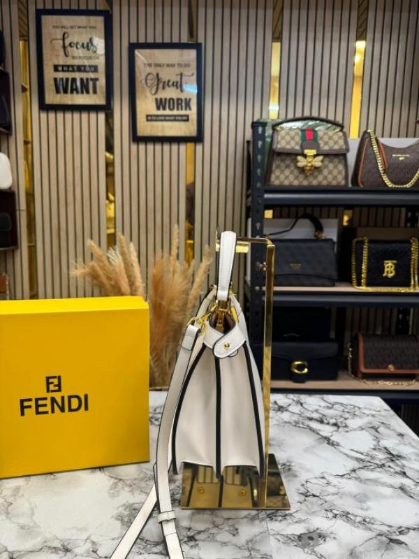 Fendi_Peekaboo_IseeU_Shoulder_Bag_With_Box_(731-White)
