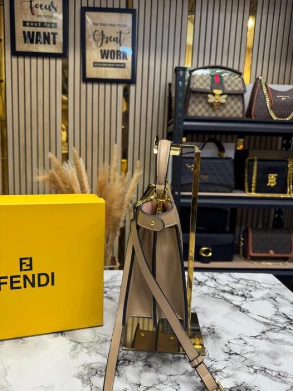 Fendi_Peekaboo_IseeU_Shoulder_Bag_With_Box_(731-Apricot)