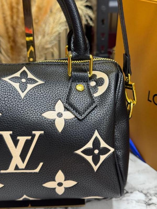 Loui_s vuitton speedy bandouliere handbag in monogram canvas with double og box and dust bag (black-43835