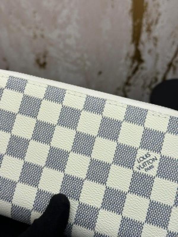 Loui_s vuitton double zipper premium wallet with box 078- (white azur)