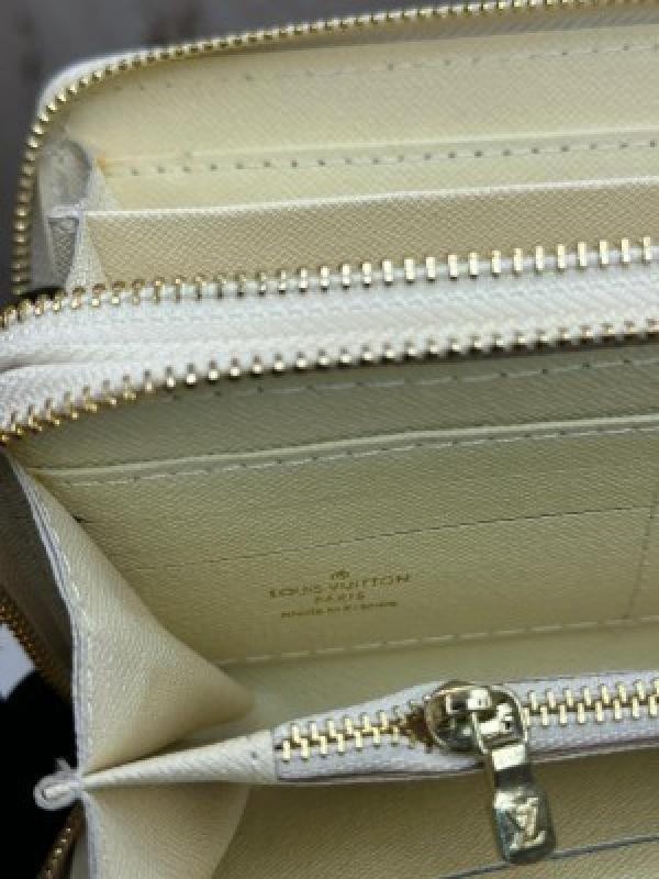 Loui_s vuitton double zipper premium wallet with box 078- (white azur)