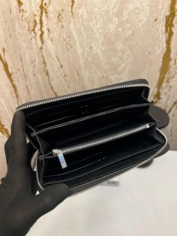 CHANEL_LONG_ZIPPER_WALLET_WITH_BOX_(CHANEL-60017_SILVER)