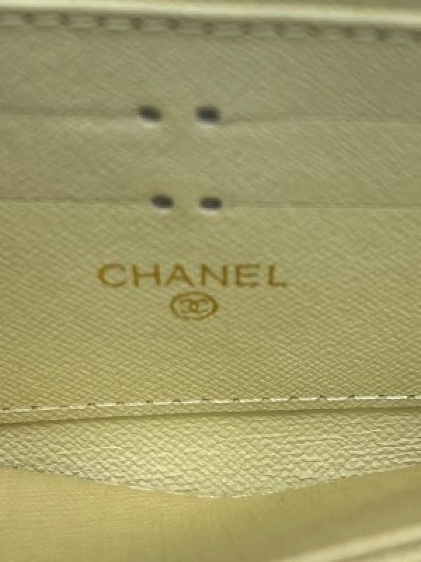 CHANEL_LONG_ZIP_AROUND_WALLET_WITH_BOX_(CHANEL-60017_WHITE)