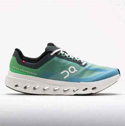 On Cloud surfer Honeydew Ivory