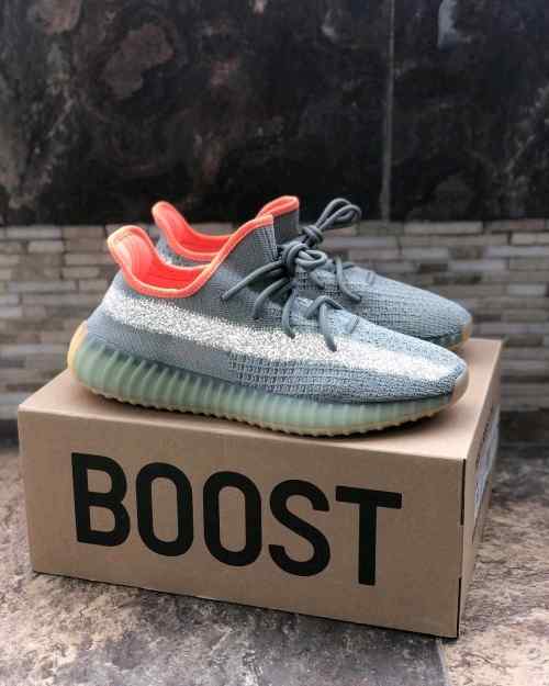 Adidass Yeezy 350 V2 Desert Sage Semi UA With Full Accessories