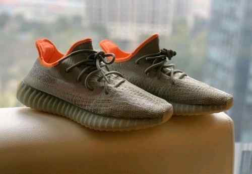 Adidass Yeezy 350 V2 Desert Sage Semi UA With Full Accessories