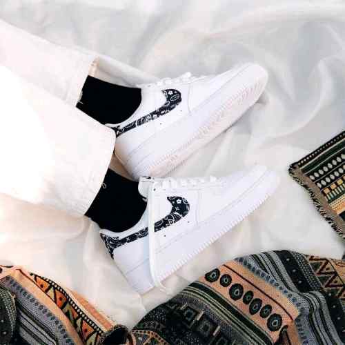Nikee Airforce 1 Paisley White Black