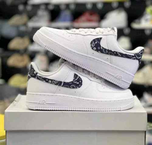 Nikee Airforce 1 Paisley White Black