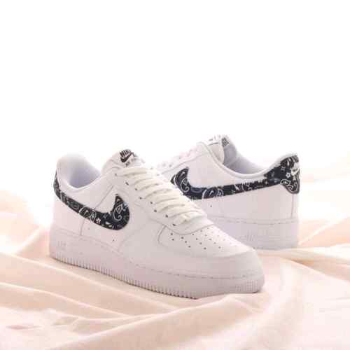 Nikee Airforce 1 Paisley White Black