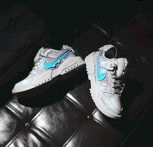 nikee rtfkt x dunk genesis og box