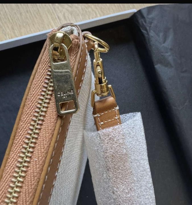 Celine_paris UniSex Messenger Pouch With Holder Ogbox Etc