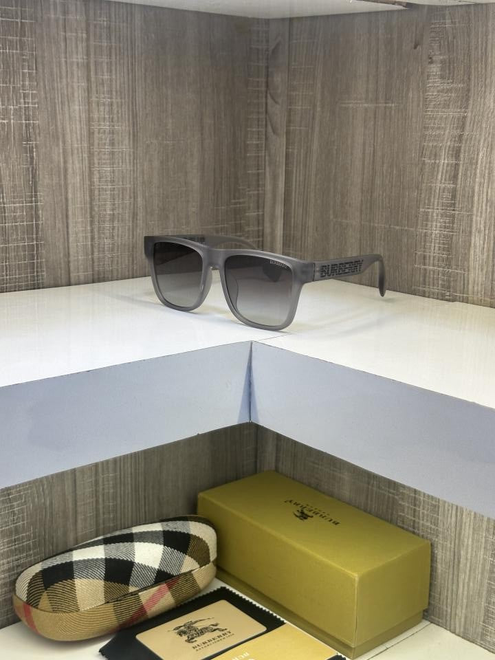 Burberr y 4358 Grey Matt