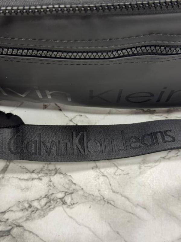 Calvin_Klein Premium Quality Travel Duffle Bag (Z0823-2-Black)