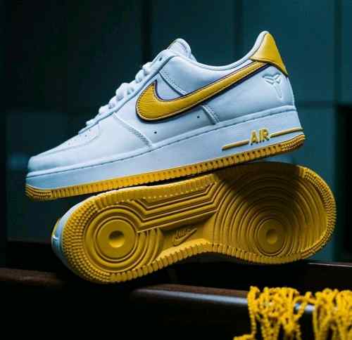 NIKEE AIRFORCE 1 KOBE BRYANT LAKERS HOME