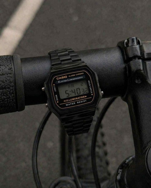 Casio vintage Black F265