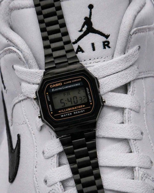 Casio vintage Black F265