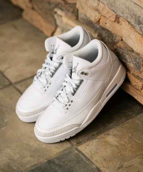 JORDAN RETRO 3 PURE MONEY