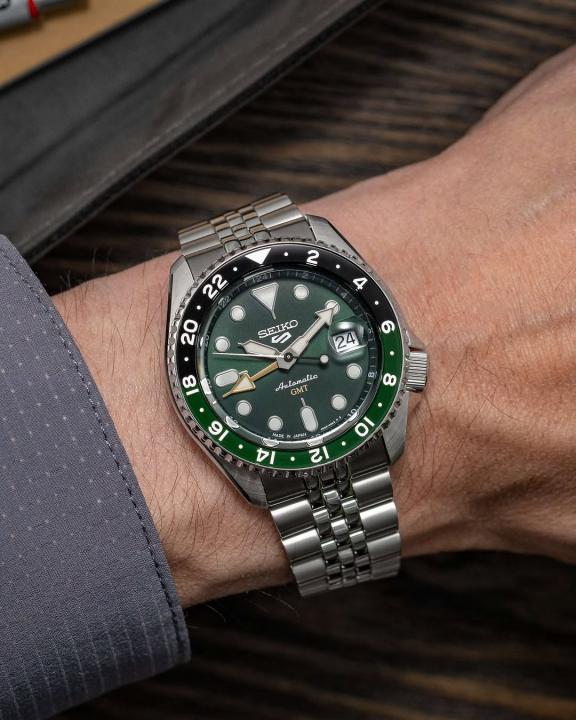 SEIKO WATCH 1ST AUTO M-800