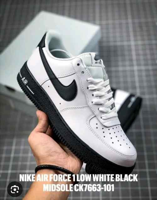 Nikee AirForce 1 Low WHITE BLACK SOLE