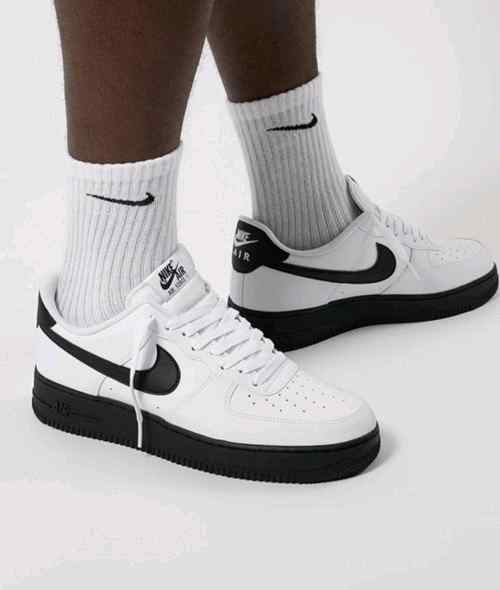 Nikee AirForce 1 Low WHITE BLACK SOLE