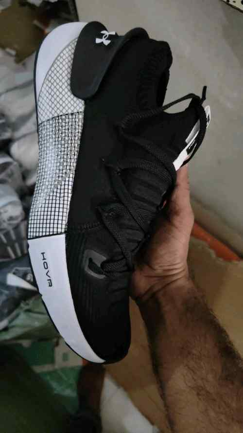 Underr Armour HOVER PHANTOM 3 BLACK WHITE